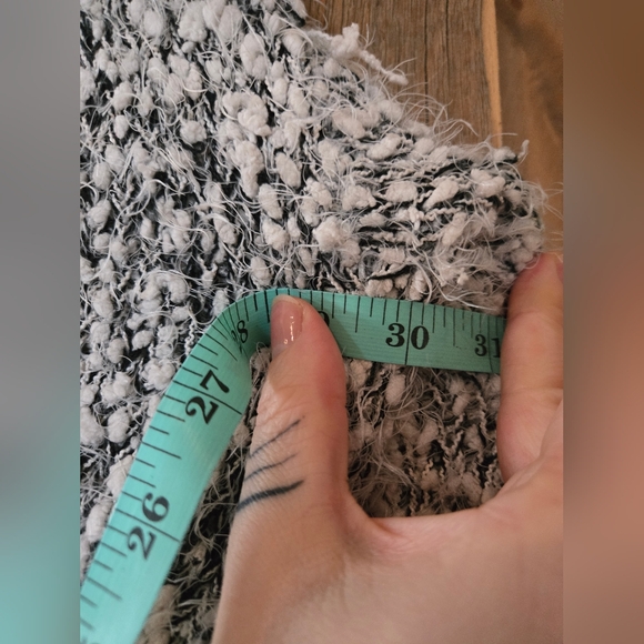 Pink Martini | Elegant Gray Women's Cardigan, Size XS (Oversized) - Picture 5 of 7